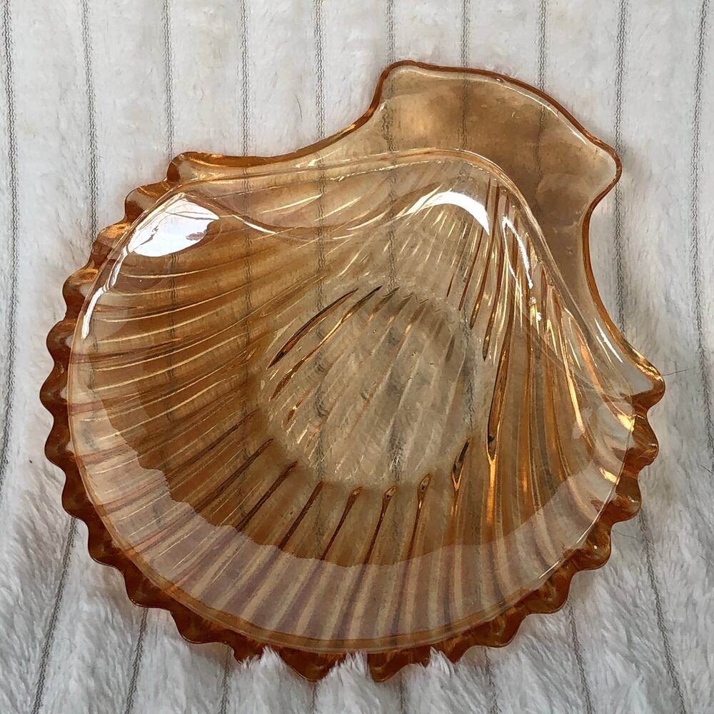 Vintage Glass Scallop Seashell Trinket Dish/ Soap Dish/ Condiment Dish